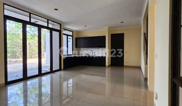 Disewakan Rumah 2 Lantai Cluster Ritzone The Icon BSD City Disewakan Rumah 2 Lantai Cluster Ritzone The Icon BSD City