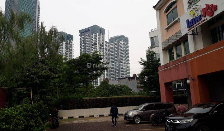 Ruko Sentra Niaga Puri Indah, Furnished Timur Hadap Jalan Raya 2