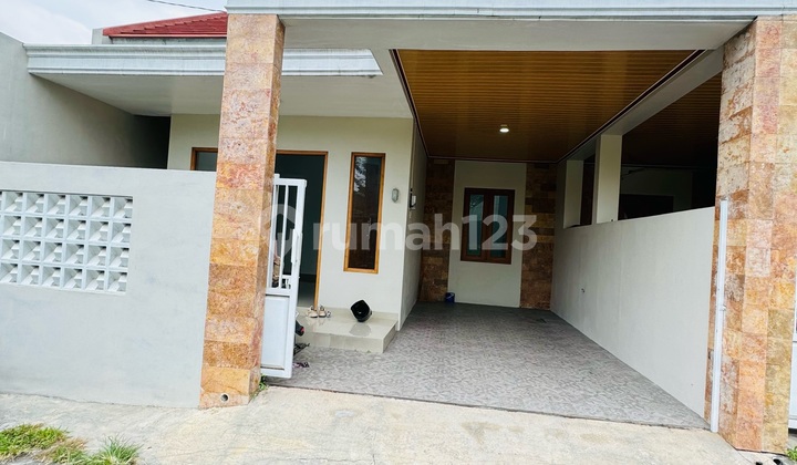 Rumah Baru Dekat Kampus Uii Jakal Km13