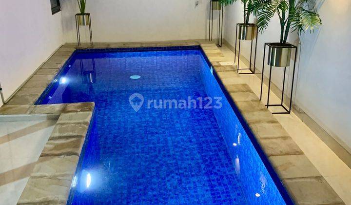 Rumah  Mewah with Swimming poll dalam perumahan dekat hotel Hyatt jl Palagan, Sleman 2