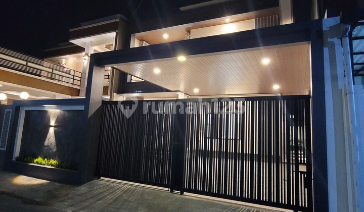 Rumah Mewah Baru W/ Swimming Pool, Di Purwomartani Sleman 2