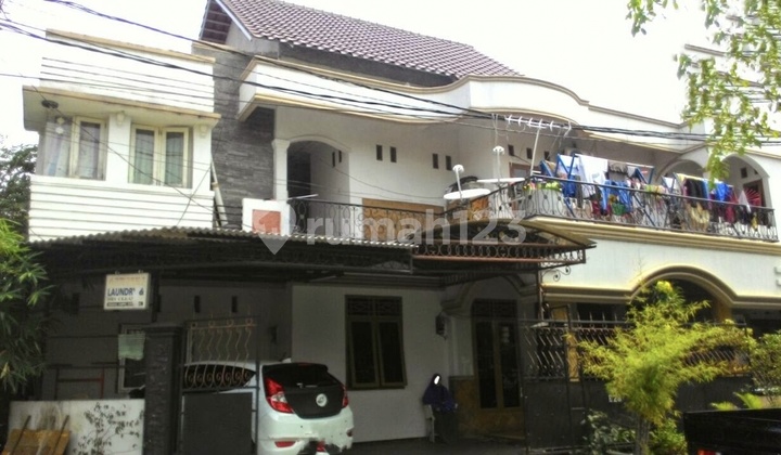 Turun Harga!! Dijual Rumah di Cempaka Putih, Jakarta Pusat Turun Harga!! Dijual Rumah di Cempaka Putih, Jakarta Pusat