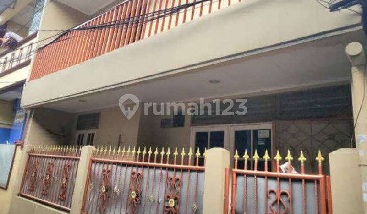 House in Alley Flood-Free Fantastic Location in Johar Baru