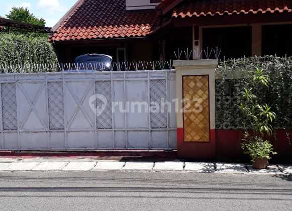  RUMAH SUPER CANTIK  2 Lantai MURAH Lokasi super Fantastis di pondok cabe  2