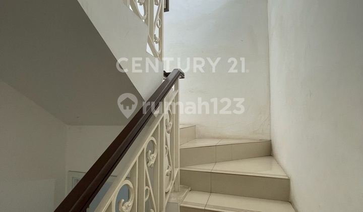 READY-TO-OCCUPY HOUSE, SAFE AND COMFORTABLE ENVIRONMENT, FLOOD-FREE 2