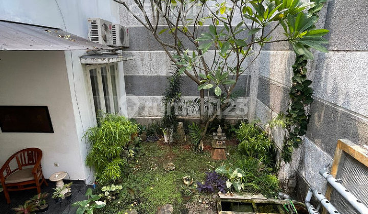 CEMPAKA PUTIH - SEMI-FURNISHED HOUSE IN A STRATEGIC LOCATION