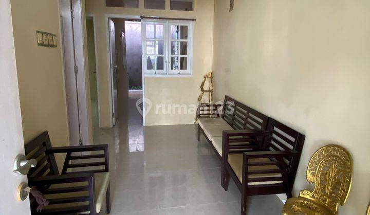 Rumah Hunian Di Komplek Perumahan 2