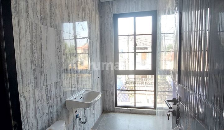 Jual murah rumah kaca brand new Villa Melati Mas 2