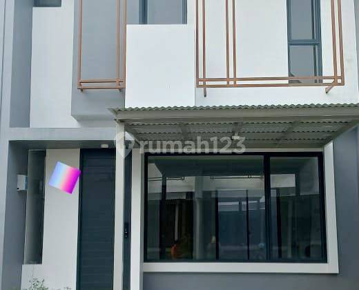 Disewakan Rumah 2 Lantai Harga Nego Dekat Rs Eka Hospital di Bsd City 1