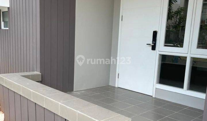 Rumah Asri Dekat Danau Cluster Rossini Symphonia Gading Serpong 2