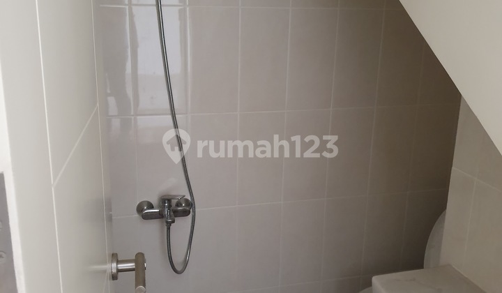 Two-Story House in Tesla Cluster, Gading Serpong, Tangerang