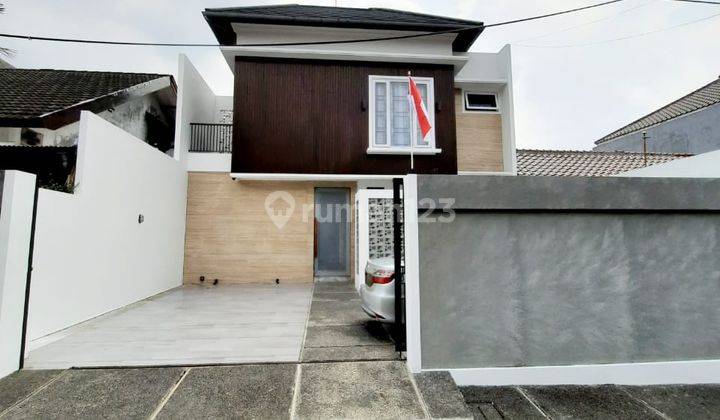 Rumah bangunan baru lokasi strategis dekat SCBD dan Senopati  2