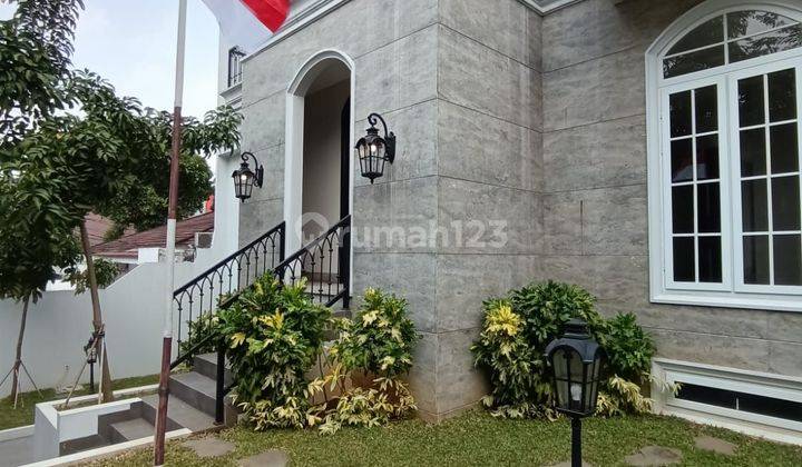 Rumah Mewah ada lift di kebayoran baru dekat scbd dan senayan siap huni dan bebas banjir. 2