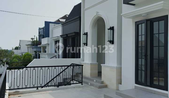  Rumah Bangunan Baru 3 Lantai Dalam Cluster, private swimming pool  di Jagakarsa. 2
