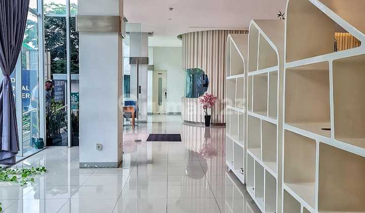 GEDUNG 4 LANTAI DI SENOPATI AREA Kebayoran Baru Jakarta Selatan GEDUNG 4 LANTAI DI SENOPATI AREA Kebayoran Baru Jakarta Selatan