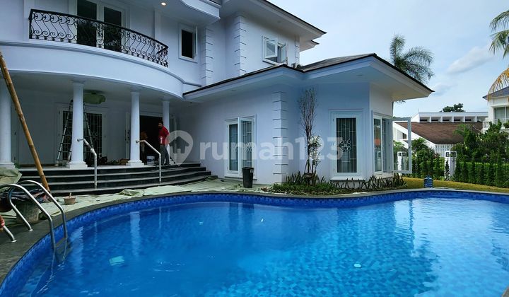 Rumah Mewah Ada Lift Sudah Renovasi dan Siap Huni di Pondok Indah jakarta selatan
