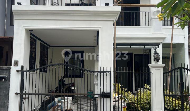 RUMAH SIAP HUNI DALAM KOMPLEK CINERE LINGKUNGAN ONE GATE DEKAT DGN MALL BELLEVUE CINERE HAHYA 5 MENIT KE ST. MRT DAN TOL JOR RUMAH SIAP HUNI DALAM KOMPLEK CINERE LINGKUNGAN ONE GATE DEKAT DGN MALL BELLEVUE CINERE HAHYA 5 MENIT KE ST. MRT DAN TOL JOR