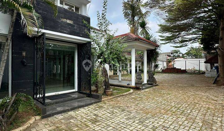 Rumah Mewah Di Menteng Jakarta Pusat Luas Tanah 2,130M2  1