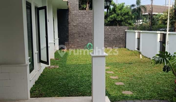 Rumah di Permata Hijau 1 Dekat Kesenayan Dalam Komplek Perumahan Elite. 2