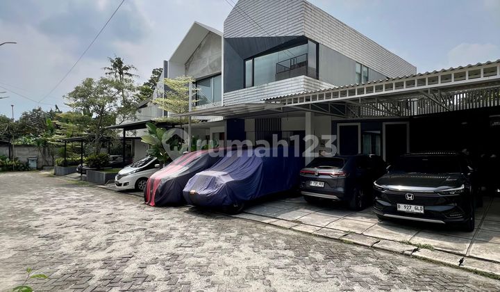 RUMAH MODERN DALAM TOWNHOUSE VETERAN BINTARO JAKARTA SELATAN AKSES MUDAH DEKAT TOL TANAH KUSIR RUMAH MODERN DALAM TOWNHOUSE VETERAN BINTARO JAKARTA SELATAN AKSES MUDAH DEKAT TOL TANAH KUSIR