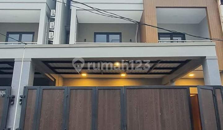 BRAND NEW HOUSE MODERN LUXURY HOUSE BEST VIEW CITY ROOFTOP - JAKARTA SELATAN 