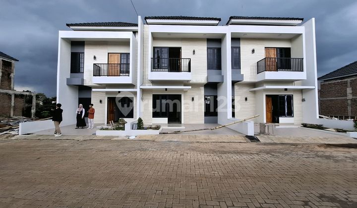 Best View Strategic Cluster House in Banyumanik, Excellent 1