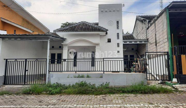 Rumah Siap Huni di Banyumanik Semarang Sudah Renovasi 1