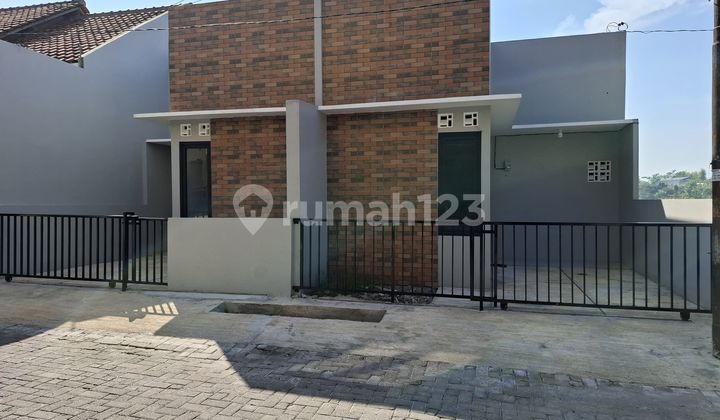 Rumah Siap Huni Grafika Di Banyumanik Shm Bagus 2