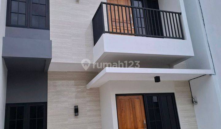 Rumah Baru Rasa Villa di Banyumanik Semarang, Banyumanik 1