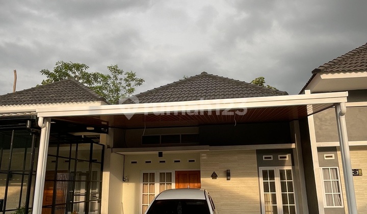 Rumah Dikontrakan Rasa Villa Cluster di Banyumanik Bagus Rumah 1