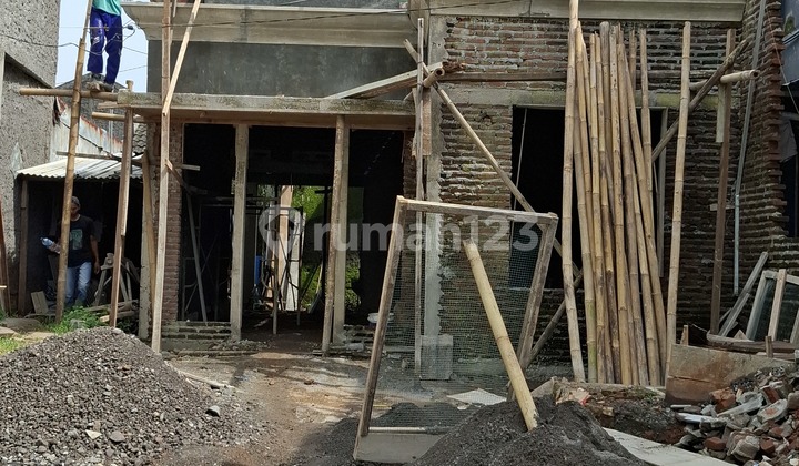 Rumah Siap Huni On Progress di Banyumanik SHM Bagus 2