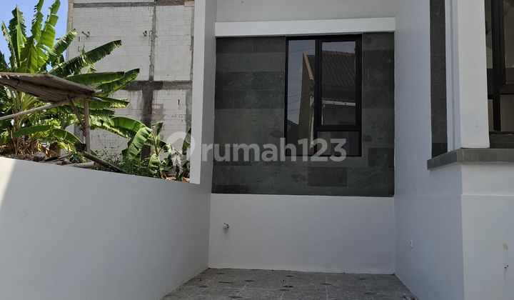 Rumah Siap Huni Grafika Di Banyumanik Bagus SHM 2