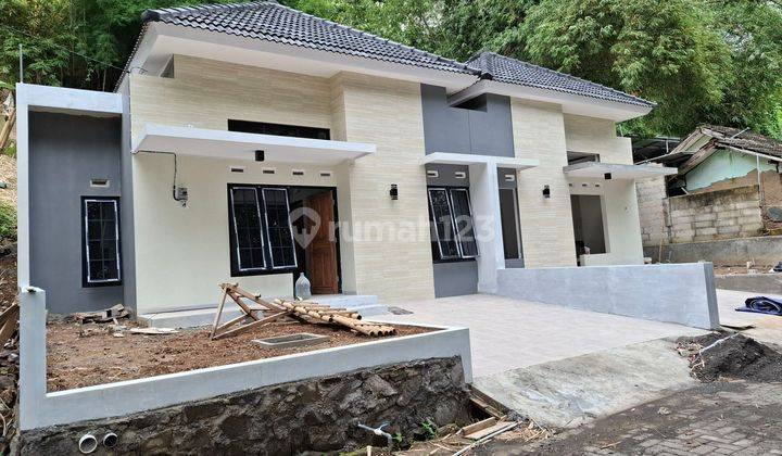 Rumah Siap Huni Di Banyumanik Semarang Baru 2