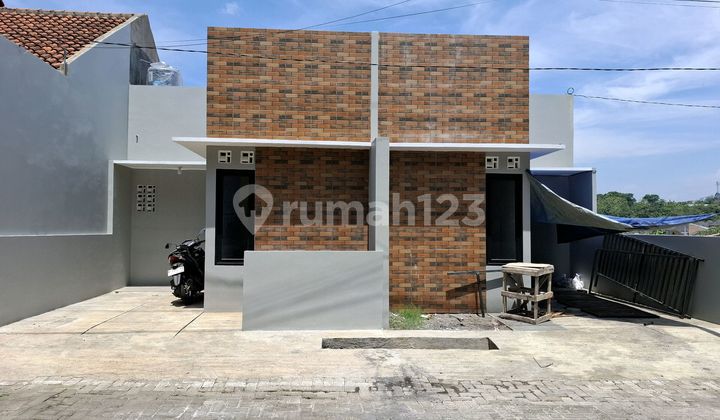 Rumah Siap Huni Di Banyumanik Shm Bagus 1