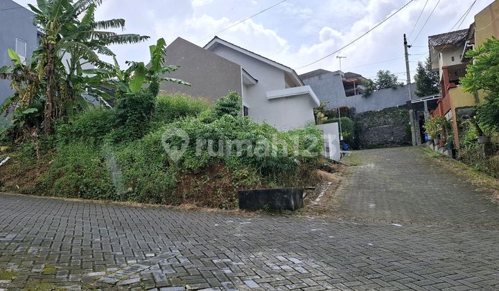 Rumah, 1 Lantai, Dekat Sekolah Internasional, Bebas Banjir 1