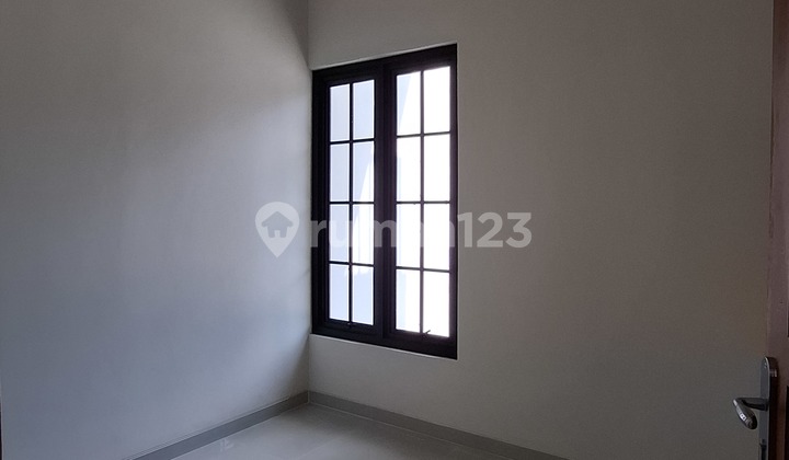 Rumah, 2 Lantai, SHM, Dekat Fasilitas Kesehatan Rumah, 2 Lantai, SHM, Dekat Fasilitas Kesehatan