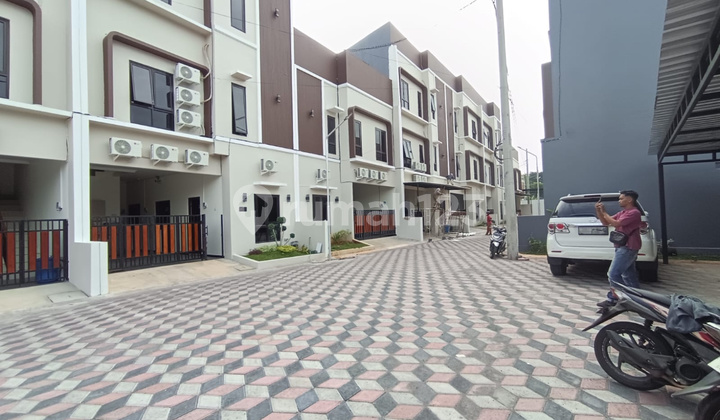 Kos 5 Bedrooms Ready to Work in Mulawarman Near Polines Undip 1