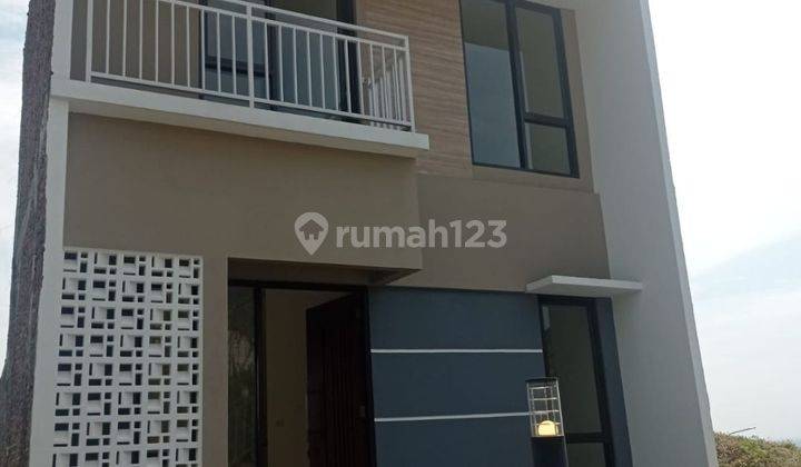 Rumah 2 Lantai di Pandanaran Height Sambiroto Type 90 4 Kamar Tidur 2