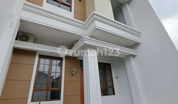 Rumah Ready Masih Baru di Grafika Banyumanik Bangunan Bagus 1