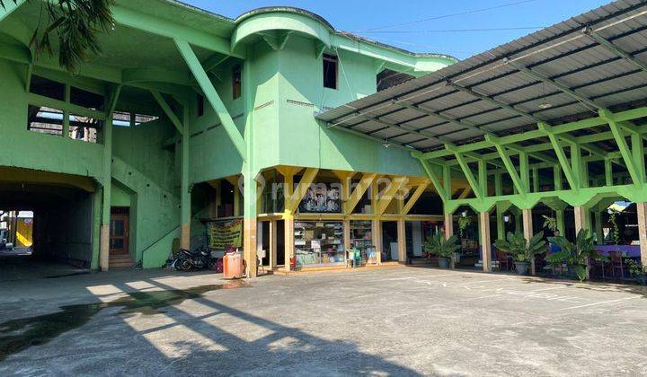 Rumah Makan Ayam Bandung Tengah Kota Sragen 2