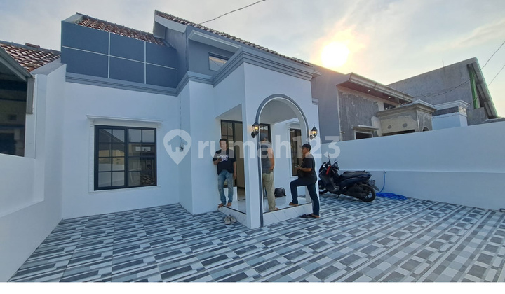 House in BPD 3/4 Pedurungan Near USM Poltekes with SHM 1