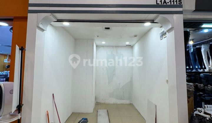 Sewa Toko Depan Lift Tangcity Mall Kota Tangerang