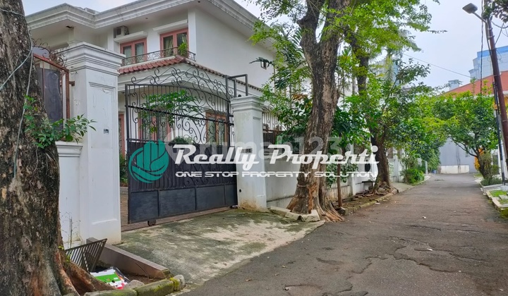 Rumah Mewah di MEGA KUNINGAN Jakarta Selatan Dekat JW Marriot 2