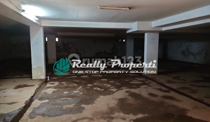 Rumah Mewah di MEGA KUNINGAN Jakarta Selatan Dekat JW Marriot 8