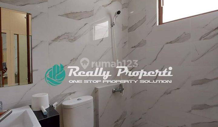 Dijual rumah di premier estate 2 SHM hadap Selatan Jatiwarna Pondok Melati