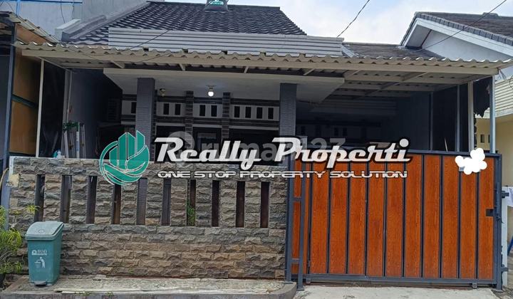 Dijual Rumah Komplek di Jaticempaka Pondok Gede Dekat Stasiun LRT Jatibening Baru