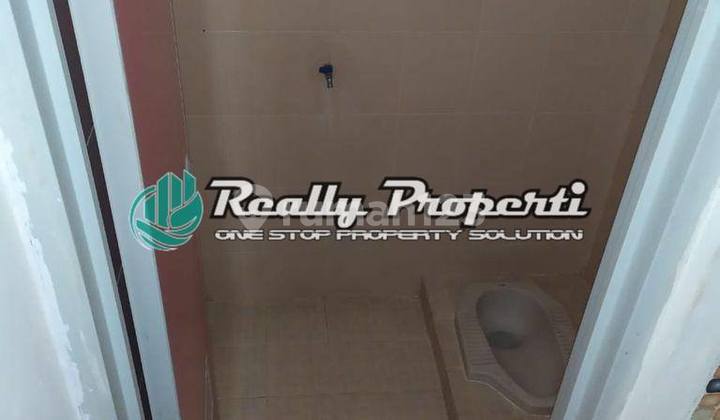 For Sale: 8-Door Partitioned 3-Section Rental Unit in Jatikramat, Bekasi, Ideal for Investment 2