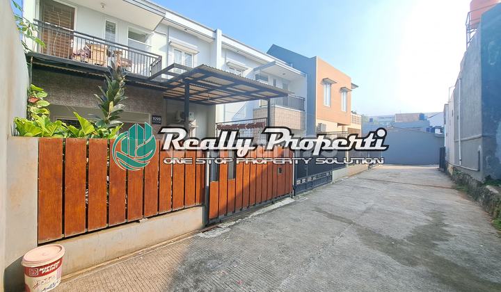 Dijual rumah 2 Lt dekat Pintu Tol JORR Jatiwarna Pondok Melati Free Water Heater & AC Dijual rumah 2 Lt dekat Pintu Tol JORR Jatiwarna Pondok Melati Free Water Heater & AC