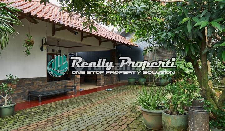 Dijual Rumah Hook Plus Paviliun Asri dan Cantik di Bambu Apus Cipayung Jakarta Timur