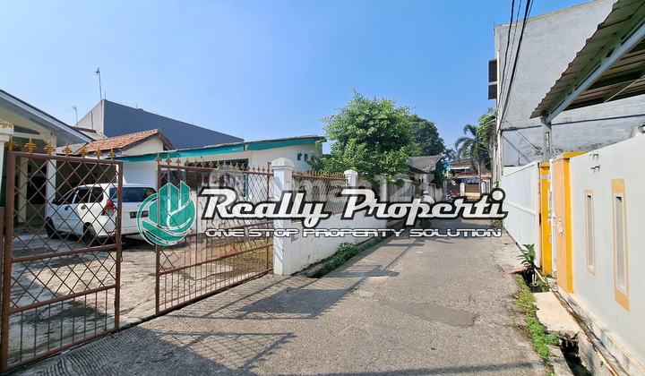 Dijual rumah tahan luas di Jatiwaringin Pondok Gede Bekasi butuh renovasi 2